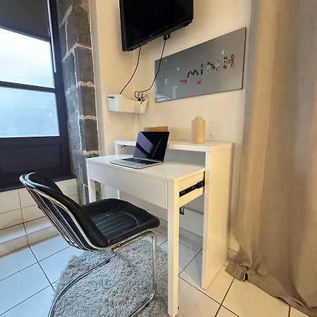 Appartement Atelier - Avec Voûte Au Centre Historique *